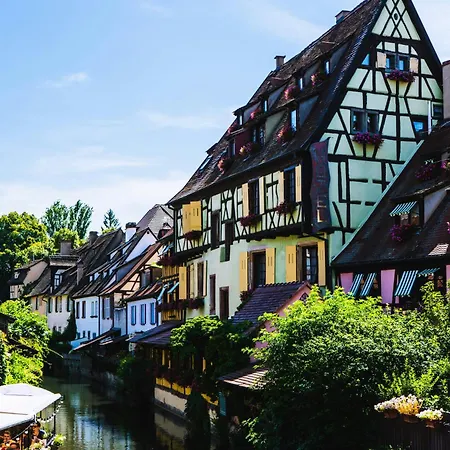 Traditionnel Au Centre Historique D'eguisheim Eguisheim